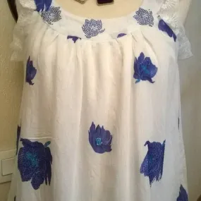 Robe sans manches   en viscose blanche imprimée bleu